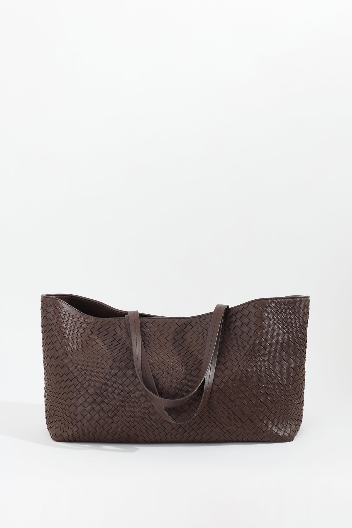 LATA handwoven nappa leather tote bag in Espresso by Narii