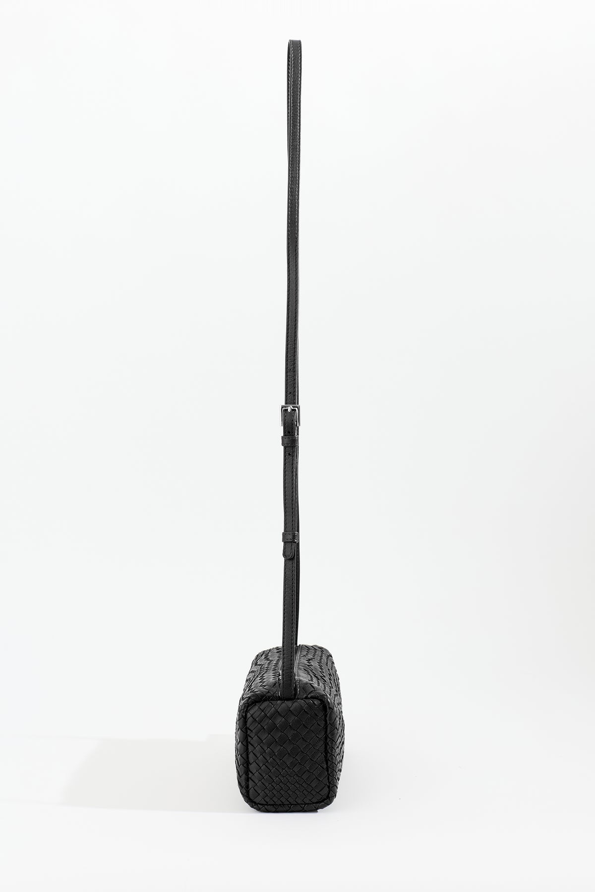 VEDA Woven Leather Crossbody Bag - Black